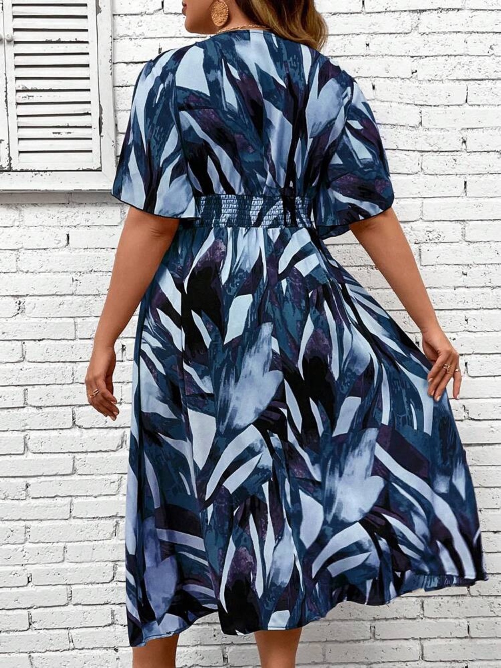 Shein Blue Purple Abstract Smocked Waist Midi Dress Size 1XL - Picture 2 of 4